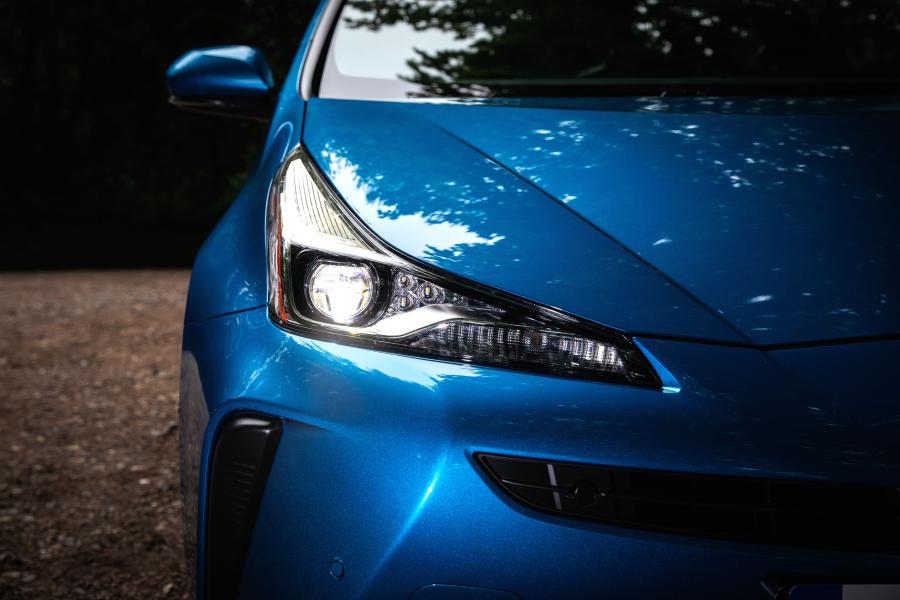 Детали экстерьера Toyota Prius 2019 года  (UK) (фото 5 из 37)